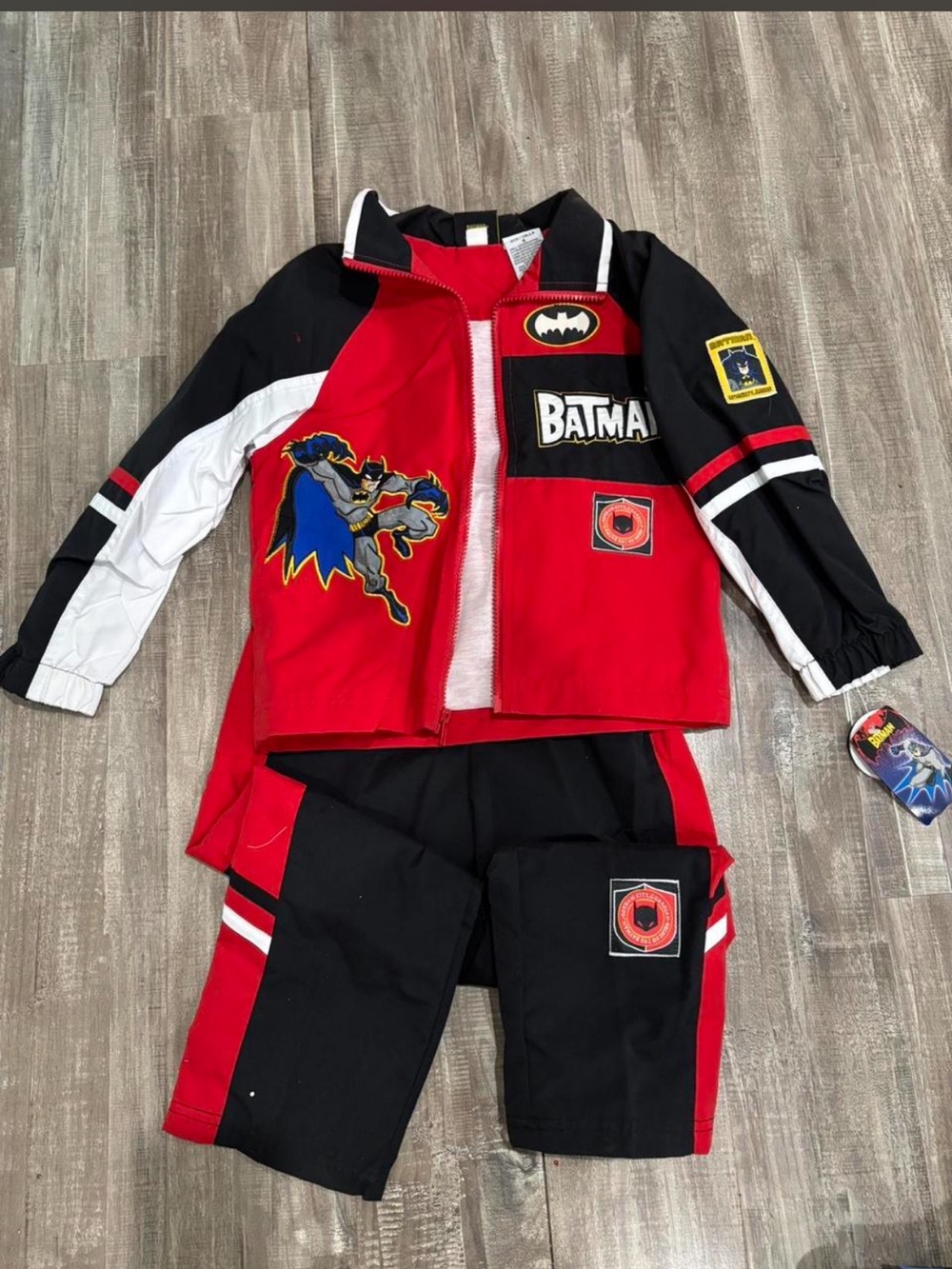 Y2K Batman tracksuit with t-shirt NWT size  7